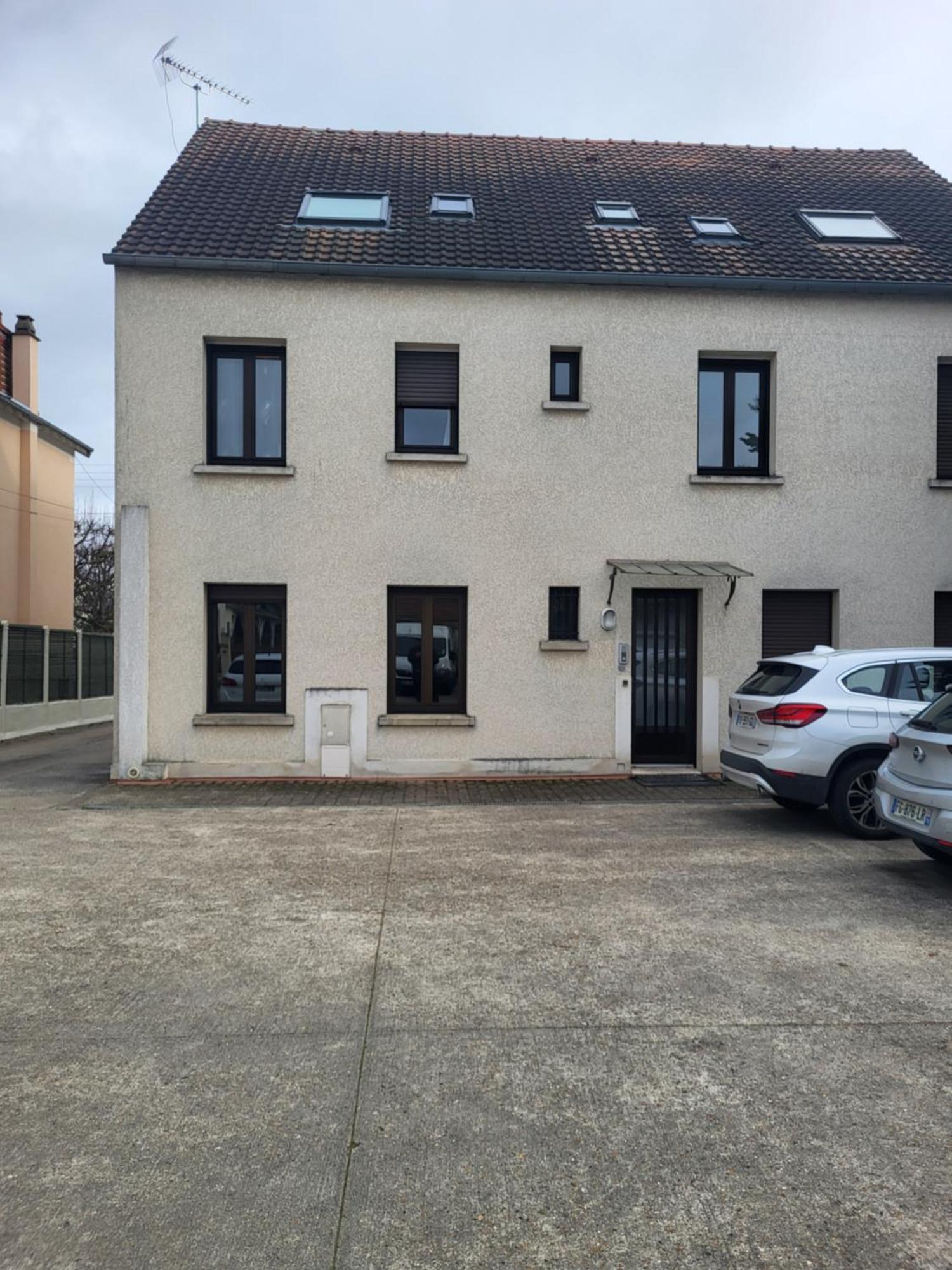 Appartement Elegant A Conflant Conflans-Sainte-Honorine Exterior foto